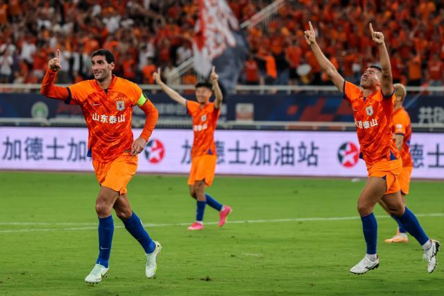 开云体育下载-【中超】费莱尼头球李源一传射建功 泰山3比0国安