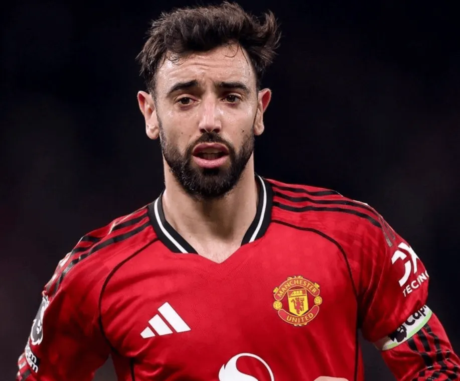 开云体育下载-B费本场送出1助攻,创造3次绝对机会,送出1个点球